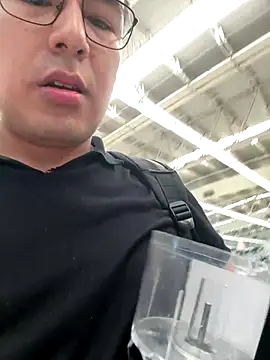 andrewmhilton  online show from October 2025 06:07:02 PM