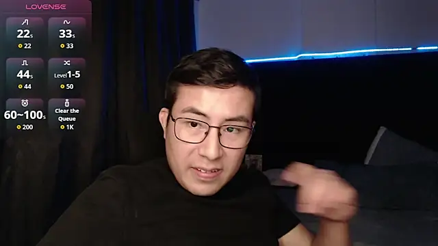 andrewmhilton  online show from November 2025 06:58:01 AM