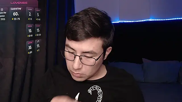 andrewmhilton  online show from March 2026 05:55:01 AM