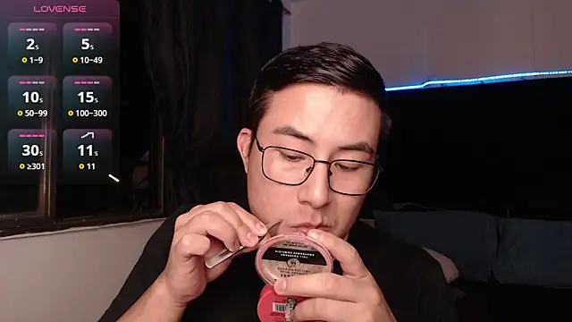 andrewmhilton  online show from February 2026 06:00:02 AM