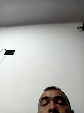 Snapshot of Kratos1289 chatting on December 2025 04:29:01 AM Kratos1289 online show from December 2025 04:29:01 AM