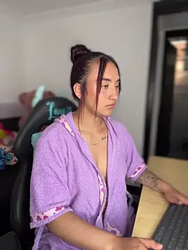  Tammyy online show from February 2026 05:35:01 PM