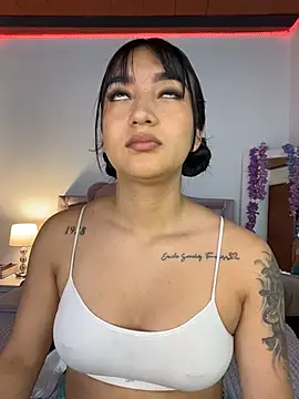 Snapshot of _Tammyy chatting on November 2025 01:37:02 PM Tammyy online show from November 2025 01:37:02 PM