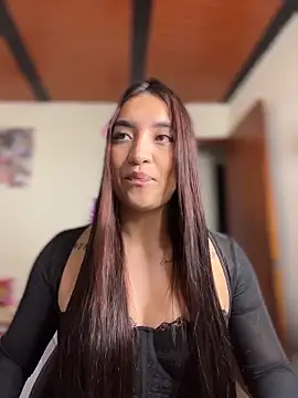 Snapshot of _Tammyy chatting on December 2025 11:44:02 AM Tammyy online show from December 2025 11:44:02 AM