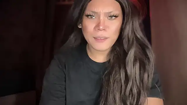 Snapshot of one_great_devine chatting on November 2025 08:31:02 PM one great devine online show from November 2025 08:31:02 PM