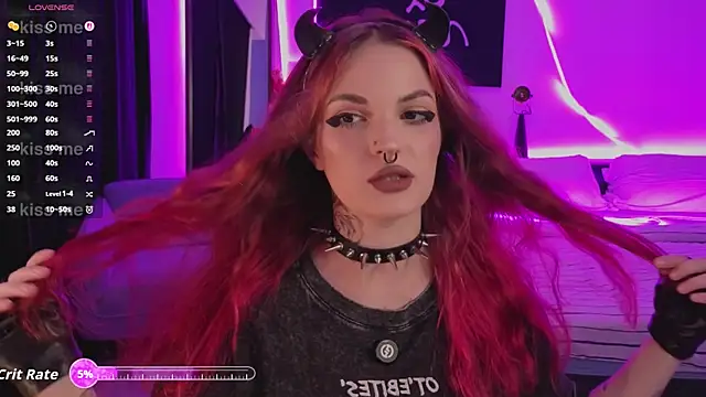 BratzieDarsie online show from March 2026 01:32:02 PM