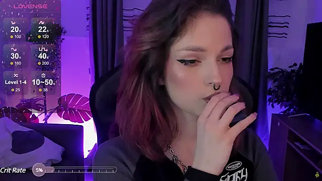 BratzieDarsie online show from February 2025 11:40:02 AM