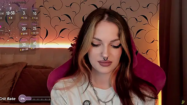 BratzieDarsie online show from October 2025 09:32:01 AM