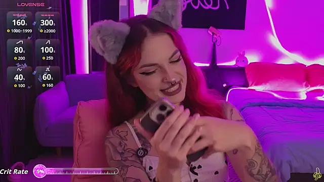 BratzieDarsie online show from April 2026 02:01:02 PM