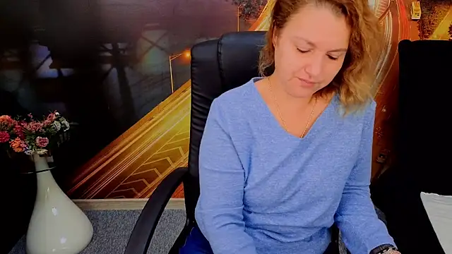 EmmaxPark online show from December 2025 07:18:01 AM