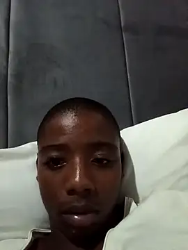 Snapshot of BLACK_BOTTOM03 chatting on January 2026 06:44:02 PM BLACK BOTTOM03 online show from January 2026 06:44:02 PM