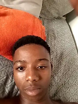 BLACK BOTTOM03 online show from November 2025 10:37:01 AM