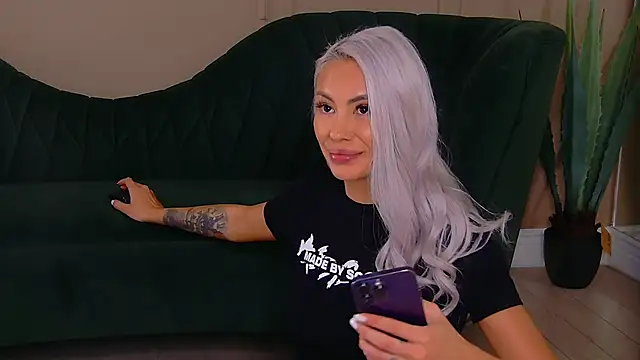 Bailey Rush online show from September 2025 02:22:01 PM