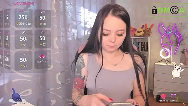 Snapshot of AnnyHoney_ chatting on October 2025 08:38:02 AM AnnyHoney online show from October 2025 08:38:02 AM