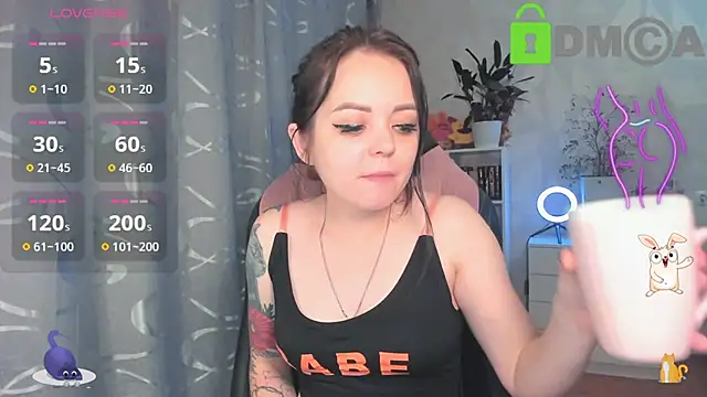 Snapshot of AnnyHoney_ chatting on October 2025 07:14:01 PM AnnyHoney online show from October 2025 07:14:01 PM