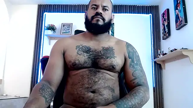Damian64420 online show from June 2026 04:59:01 PM