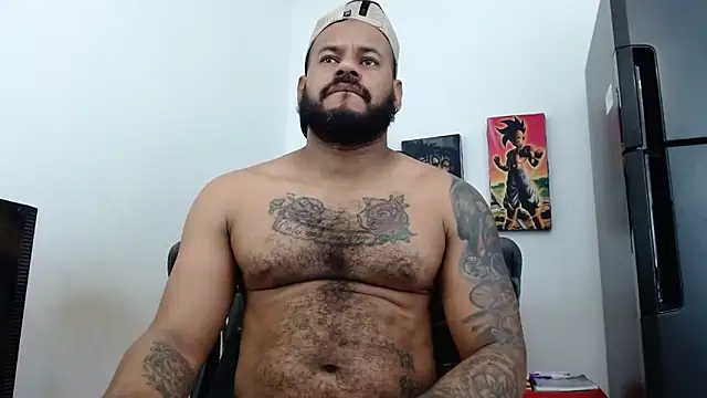 Snapshot of Damian64420 chatting on January 2026 03:21:02 AM Damian64420 online show from January 2026 03:21:02 AM