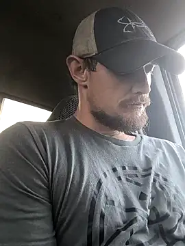 Midwestalpha online show from October 2025 10:44:01 PM