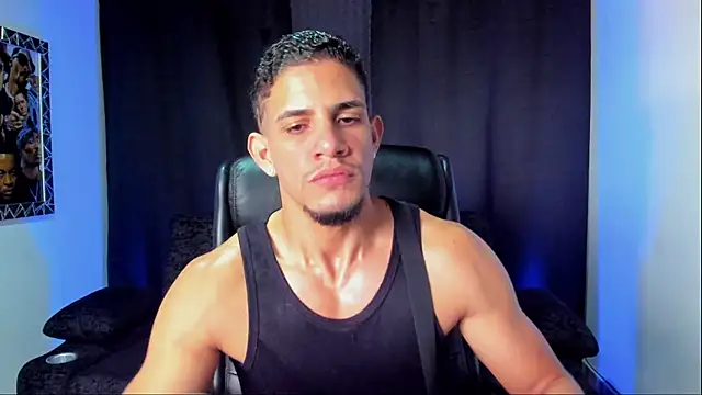 jhonnysnow17 online show from January 2026 06:22:02 PM