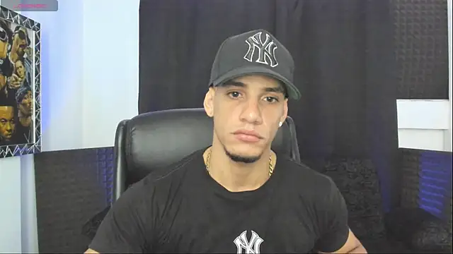 jhonnysnow17 online show from June 2026 10:59:01 PM