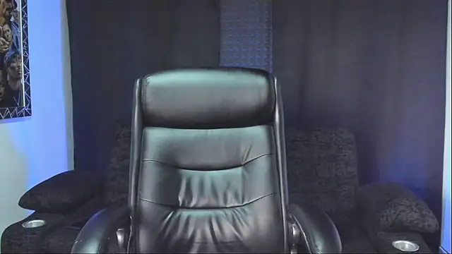 jhonnysnow17 online show from March 2026 06:43:01 PM