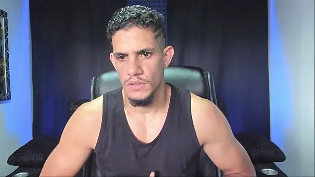 jhonnysnow17 online show from March 2026 10:11:01 PM