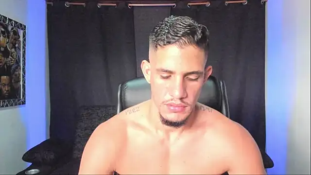 jhonnysnow17 online show from April 2026 04:35:02 PM