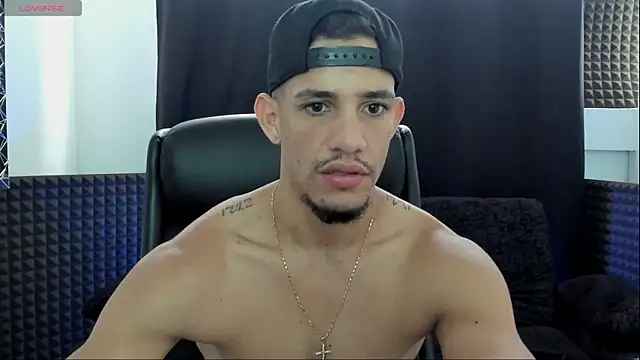 jhonnysnow17 online show from May 2026 03:51:01 PM