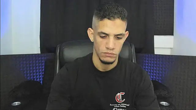 jhonnysnow17 online show from July 2026 05:38:01 AM