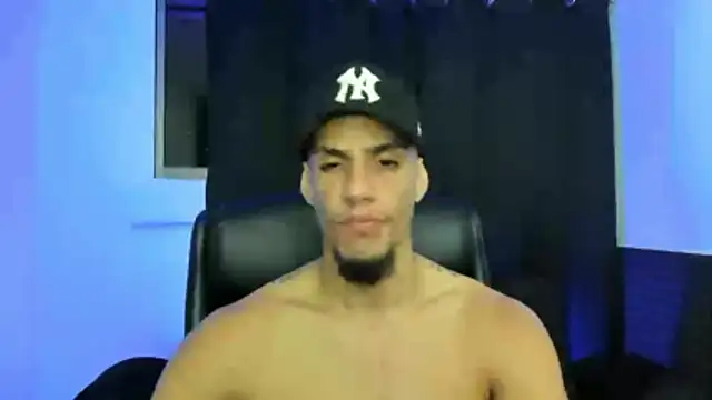 jhonnysnow17 online show from April 2026 06:31:01 AM