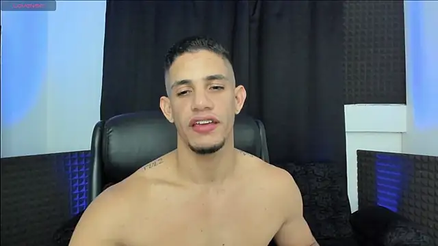 jhonnysnow17 online show from June 2026 04:21:02 AM
