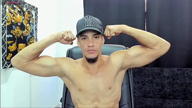 jhonnysnow17 online show from May 2026 03:27:02 PM