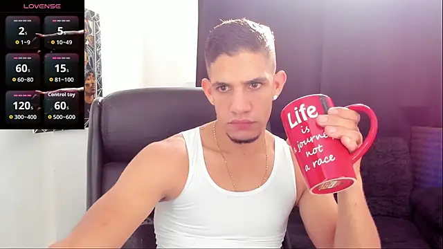 jhonnysnow17 online show from July 2026 09:26:01 PM