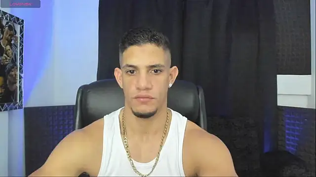 jhonnysnow17 online show from June 2026 06:08:01 AM
