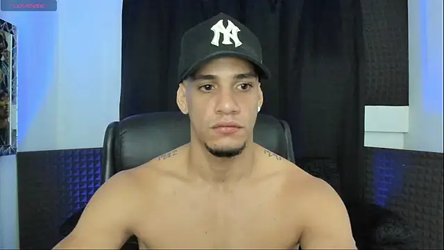 jhonnysnow17 online show from June 2026 05:36:01 AM