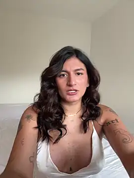 ari artis online show from May 2026 10:29:02 PM
