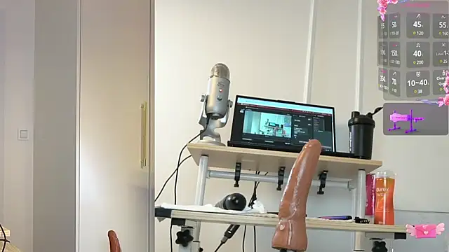 Snapshot of Miss69Ri99 chatting on March 2025 11:14:01 PM Miss69Ri99 online show from March 2025 11:14:01 PM