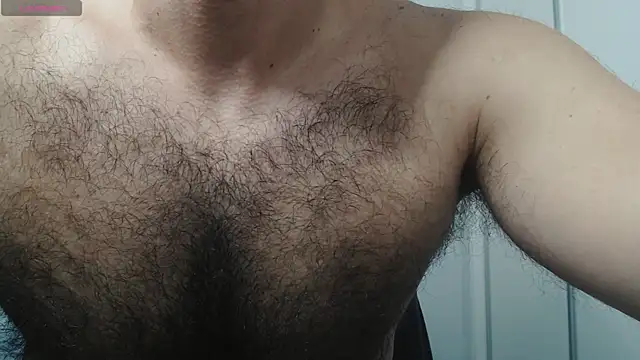 Snapshot of cutehairymacho chatting on July 2026 01:41:02 PM cutehairymacho online show from July 2026 01:41:02 PM