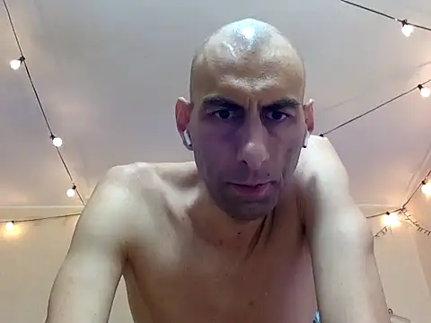 HandsomeAlfie online show from October 2025 11:17:02 PM