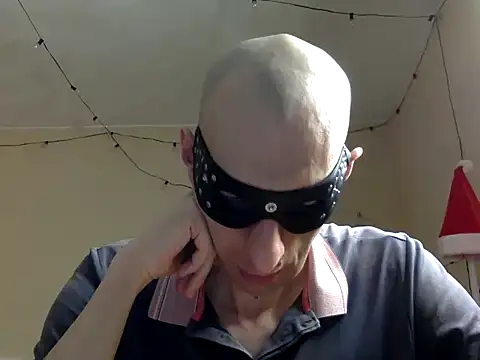 HandsomeAlfie online show from December 2024 12:18:02 PM