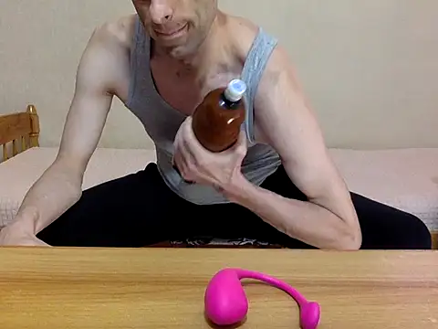 HandsomeAlfie online show from October 2025 02:47:01 AM