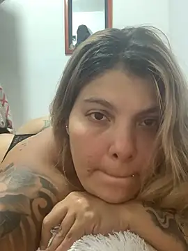 Snapshot of ChloexBigAss chatting on January 2025 05:30:02 AM ChloexBigAss online show from January 2025 05:30:02 AM