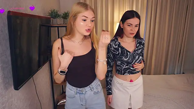 EllenReeves online show from October 2025 06:26:02 AM