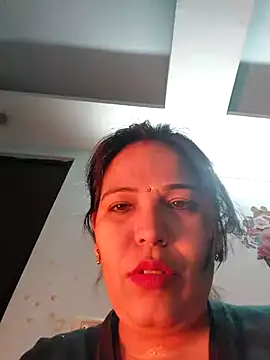 Snapshot of Poojabhabi101 chatting on January 2026 06:39:02 AM Poojabhabi101 online show from January 2026 06:39:02 AM