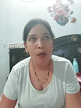 Snapshot of Poojabhabi101 chatting on June 2026 08:23:02 AM Poojabhabi101 online show from June 2026 08:23:02 AM