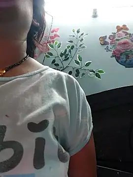 Snapshot of Poojabhabi101 chatting on November 2025 06:49:02 AM Poojabhabi101 online show from November 2025 06:49:02 AM