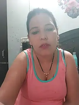 Poojabhabi101 online show from April 2026 06:04:02 AM