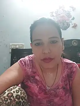 Poojabhabi101 online show from May 2026 05:28:02 AM