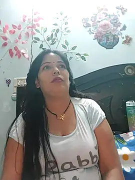 Snapshot of Poojabhabi101 chatting on November 2025 06:18:02 AM Poojabhabi101 online show from November 2025 06:18:02 AM