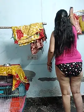 Poojabhabi101 online show from March 2026 05:49:02 AM